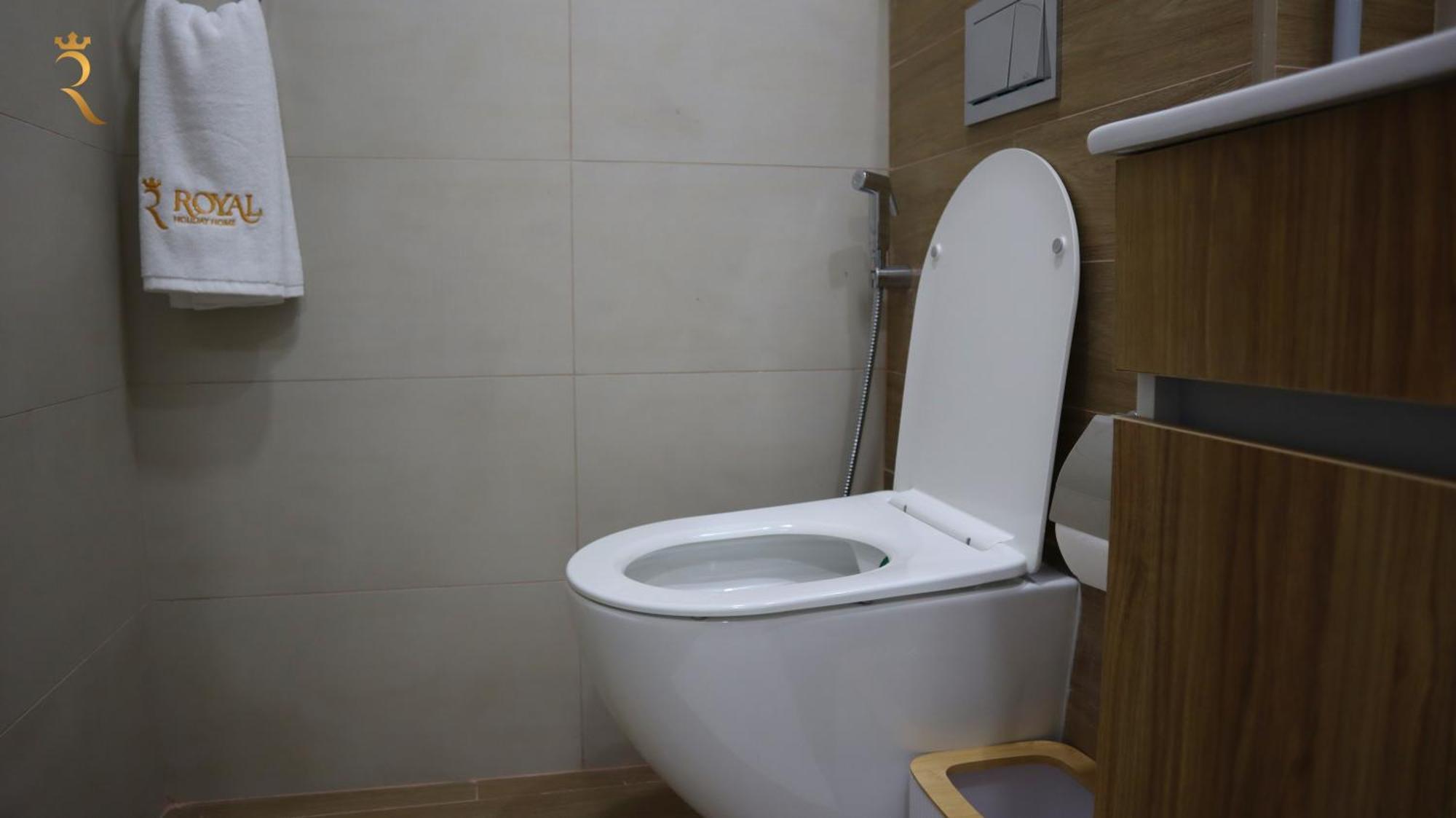 Aurora Your 2br Duplex Transit In Masdar Apartment *
